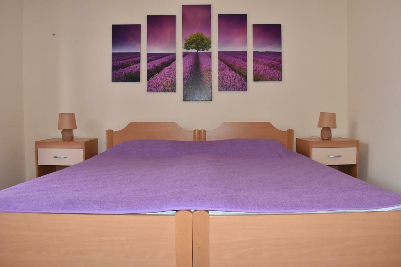 Apartments Lavandula Baska Exterior photo